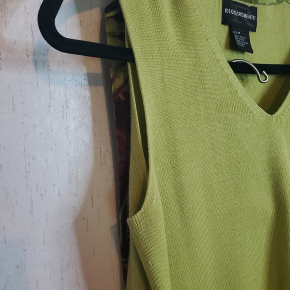 Requirements 2 piece set tank and skirt size M Vintage Peice - Picture 12 of 17